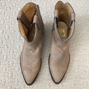 Frye Billie Short Distressed Boots , Grey-Size 8.5